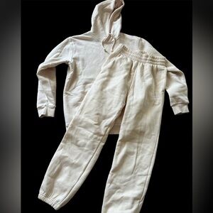 Adidas Sweatshirt & Sweatpants